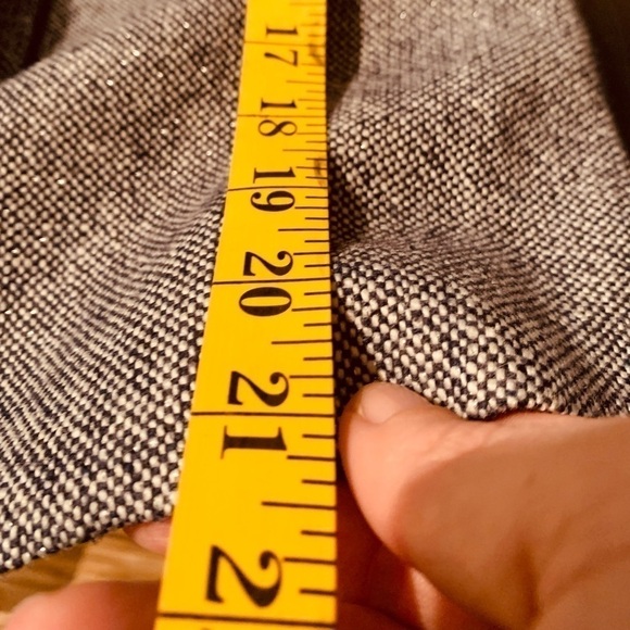 Ashro Women’s Tweed 5 Button Wool Blend Gray/Black Blazer Size 8 - Picture 13 of 13